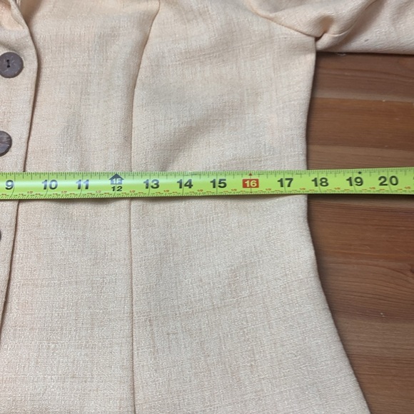 Courtnay Vintage Pale Yellow Office Top, Jacket, 3/4 Sleeves, Summer Weight - Picture 11 of 14